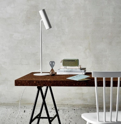Minimalistyczna biała lampa stołowa/biurkowa MIB6